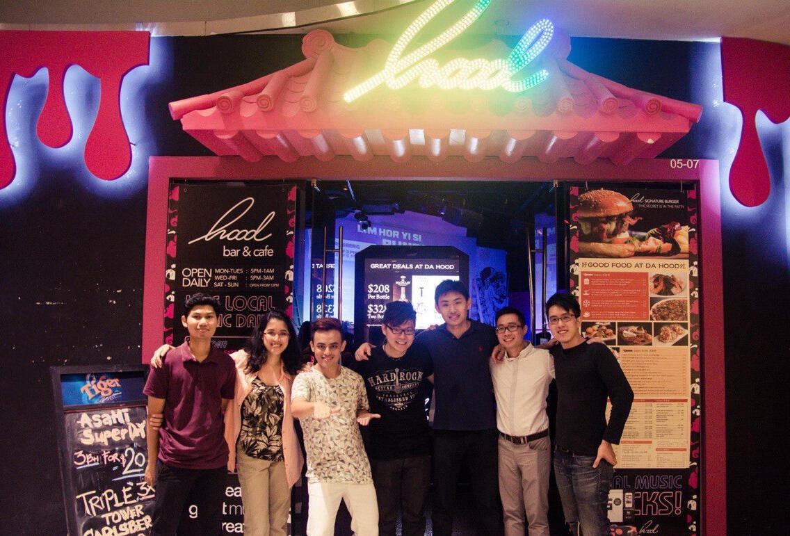 After a successful gig where we unveiled a new feature allowing people to give tips to a band via an online transaction! This is the Mooziq team and the band we set up the show for at the now-gone Hood Bar at what is now known as Bugis+.